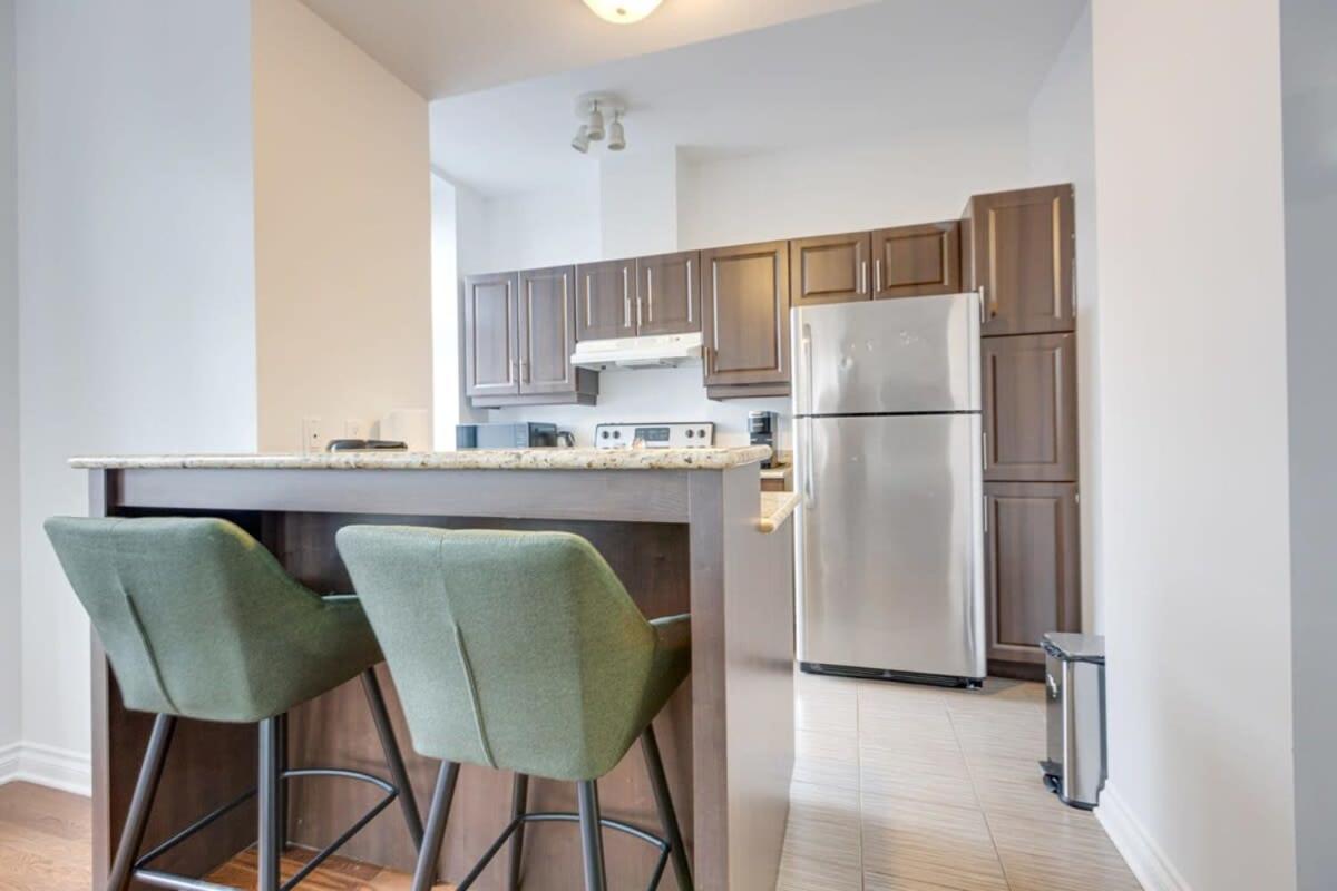 Ferienwohnung M11 Gorgeous Bright Corner 2Br In Heart Of Mtl Montréal Exterior foto