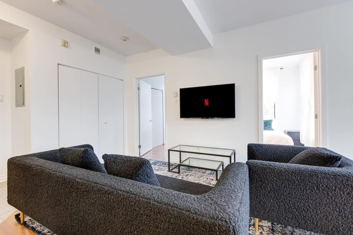 Ferienwohnung M11 Gorgeous Bright Corner 2Br In Heart Of Mtl Montréal Exterior foto